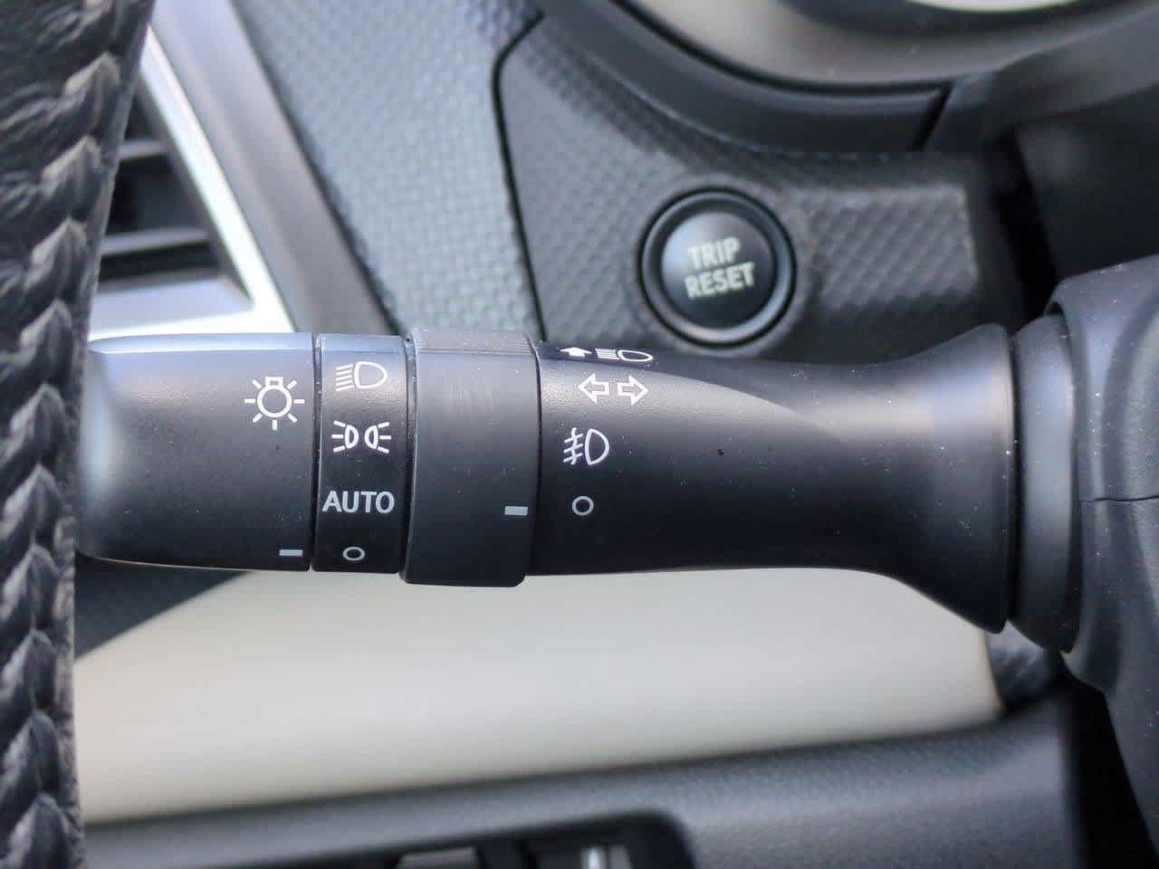Used 2023 Subaru Forester Limited w/ Popular Package #2 AWD/4WD image 27