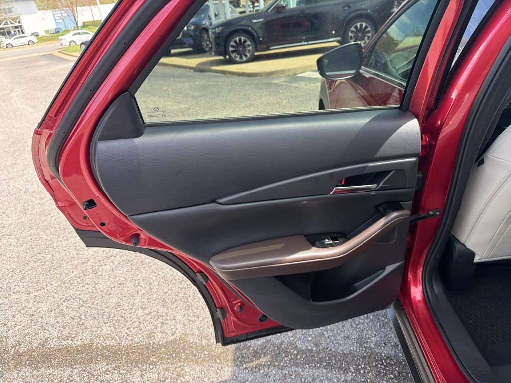 Used 2025 MAZDA CX-30 2.5 Turbo w/ Premium Plus Pkg image 12