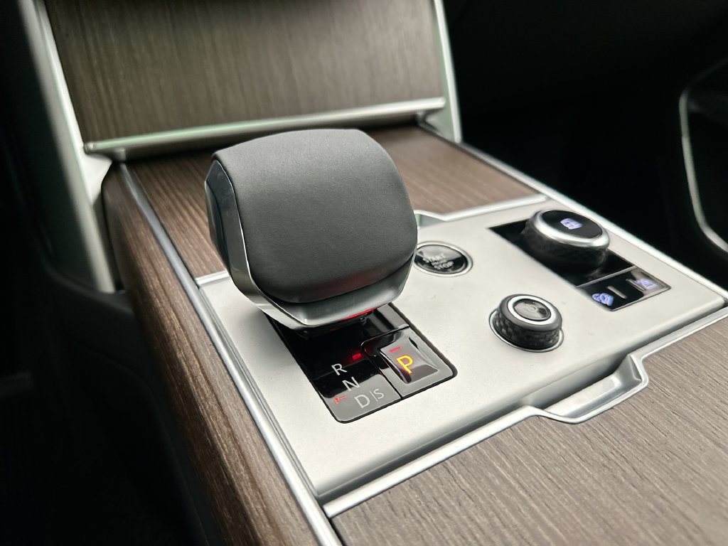 New 2027 Land Rover Range Rover SE AWD/4WD image 12