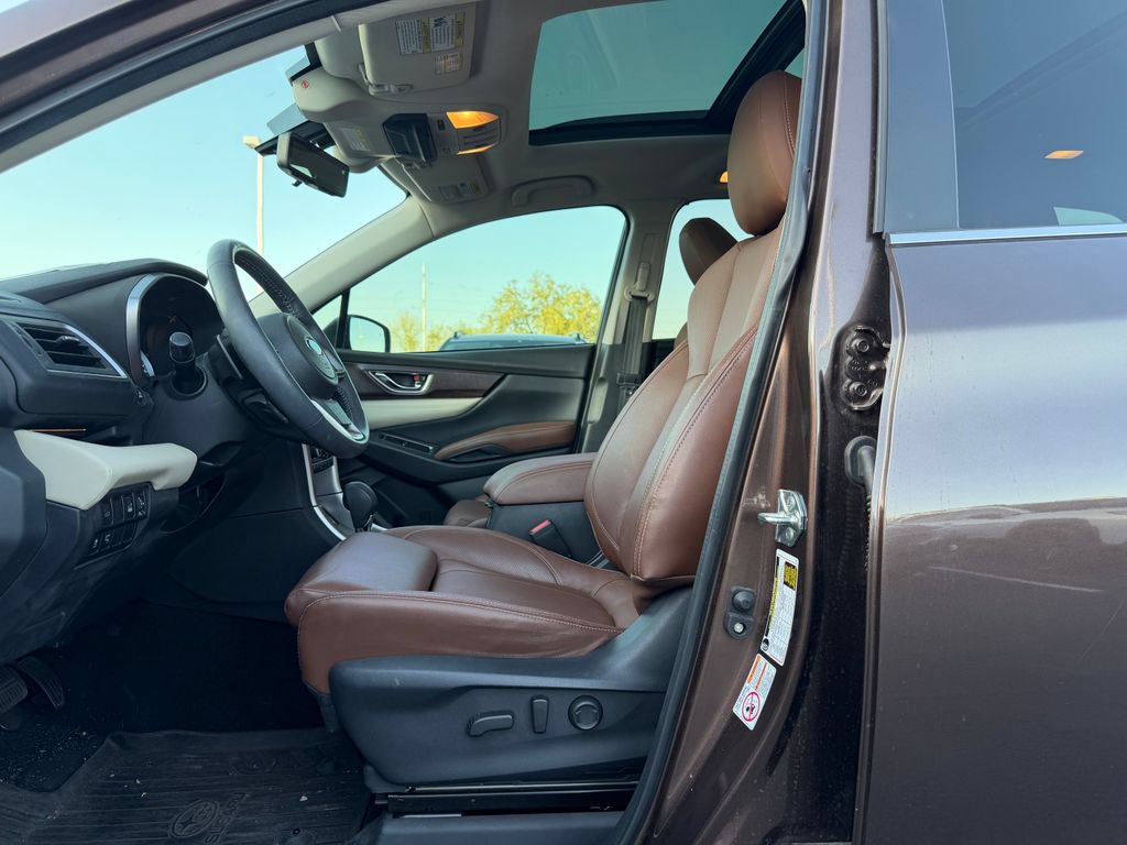 Used 2019 Subaru Ascent Touring w/ Popular Package #2 AWD/4WD image 5