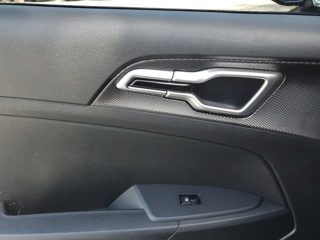 Certified 2023 Kia Sportage LX AWD/4WD image 11