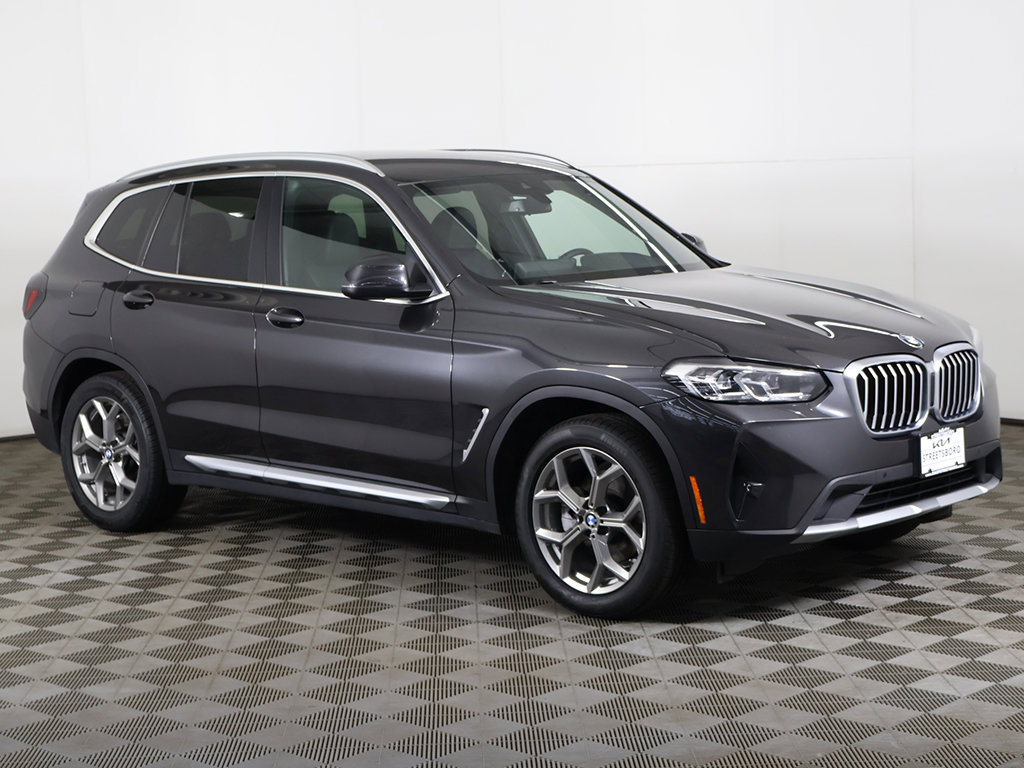 Used 2022 BMW X3 xDrive30i AWD/4WD image 2