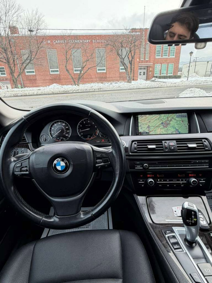 Used 2015 BMW 528i Sedan image 25