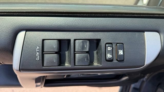 Used 2018 Toyota 4Runner SR5 Premium AWD/4WD image 19