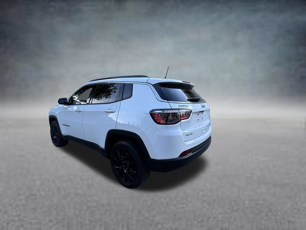 Certified 2022 Jeep Compass Latitude AWD/4WD image 5