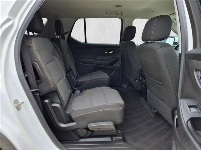 Used 2018 Chevrolet Traverse LT FWD image 17