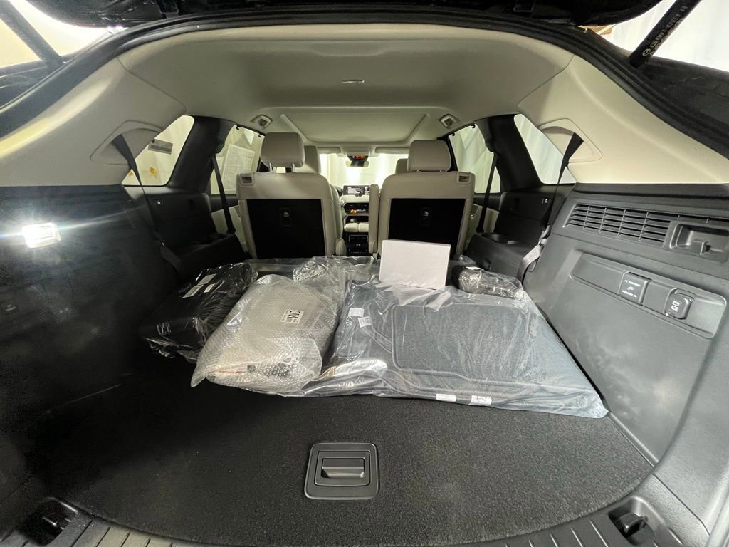 New 2026 MAZDA CX-90 Plug-In Hybrid w/ Premium Plus image 27