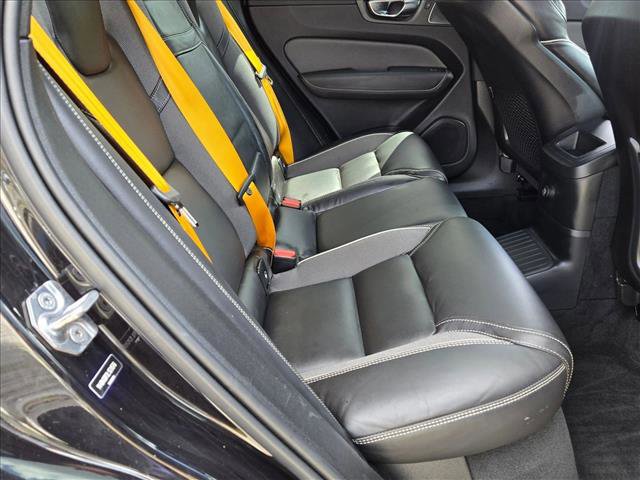 Used 2020 Volvo XC60 T8 Polestar w/ Protection Package Premier image 17