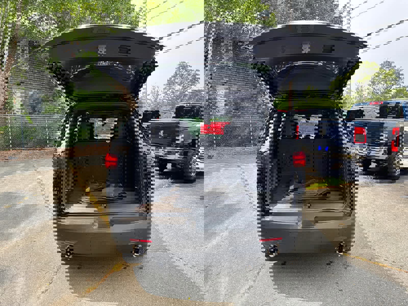 Certified 2022 Chevrolet Traverse RS image 39