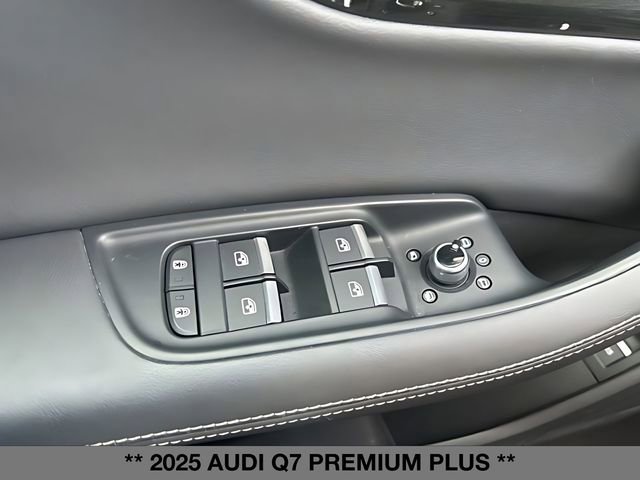 Used 2025 Audi Q7 3.0T Premium Plus AWD/4WD image 35