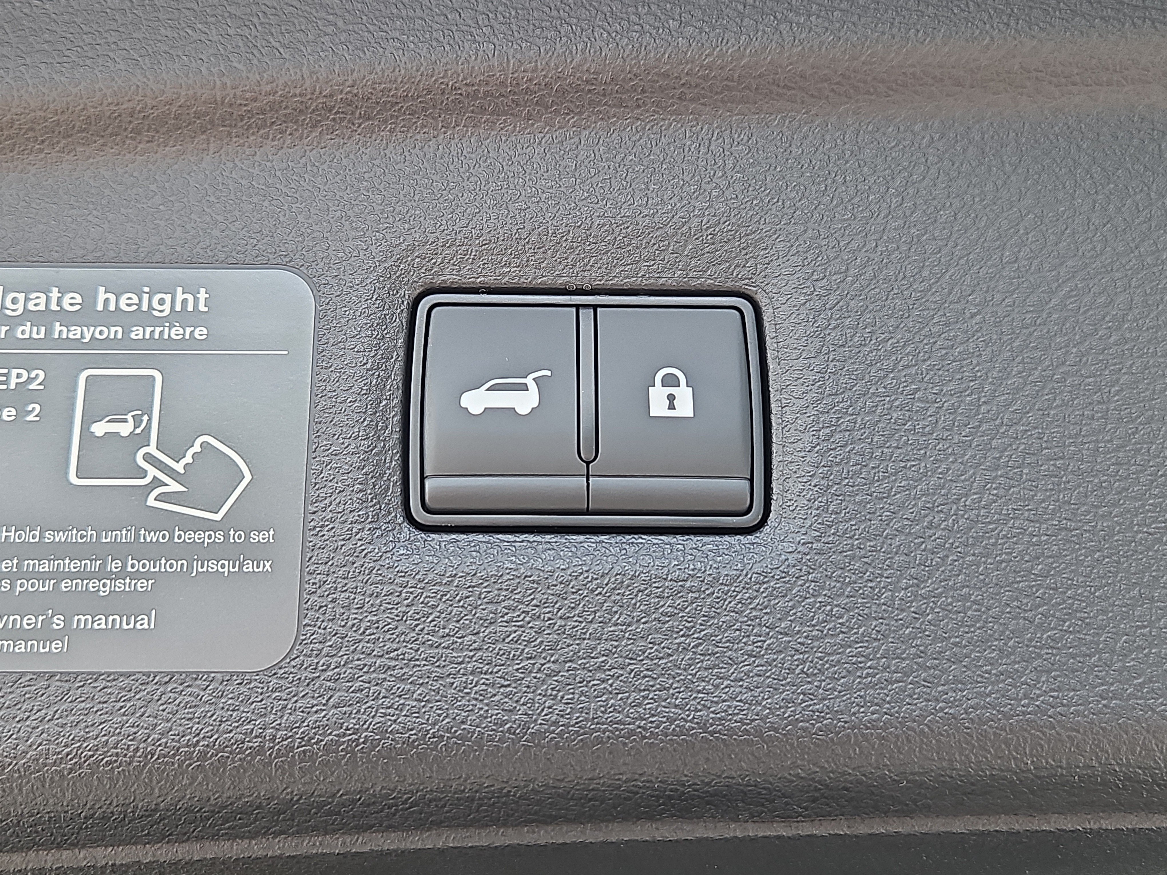 Used 2024 INFINITI QX50 Luxe AWD/4WD image 16