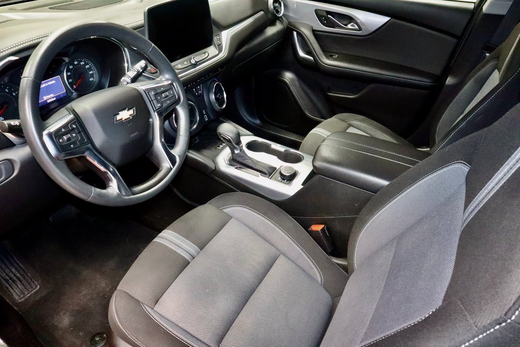 Used 2024 Chevrolet Blazer LT w/ Convenience Package image 25