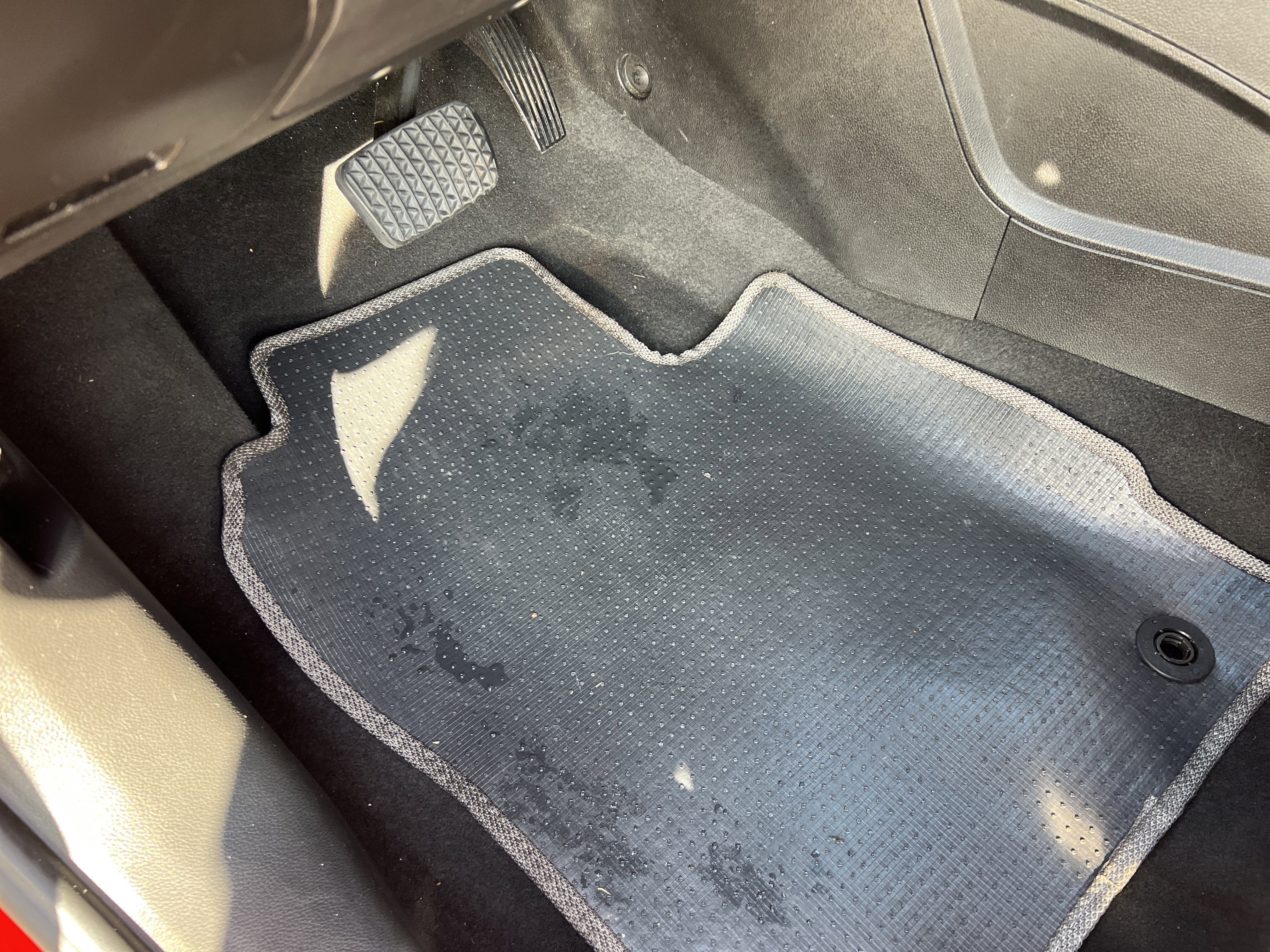 Used 2016 Chevrolet Sonic LT image 15