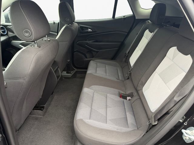 Used 2025 Chevrolet Trax LS image 13