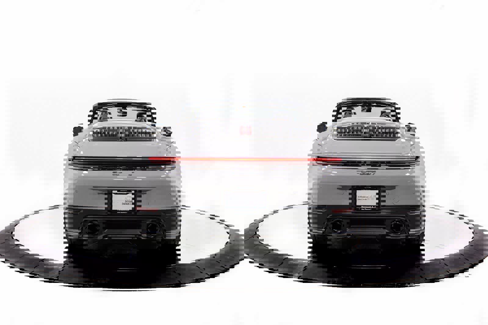 New 2026 Porsche 911 Carrera T image 6