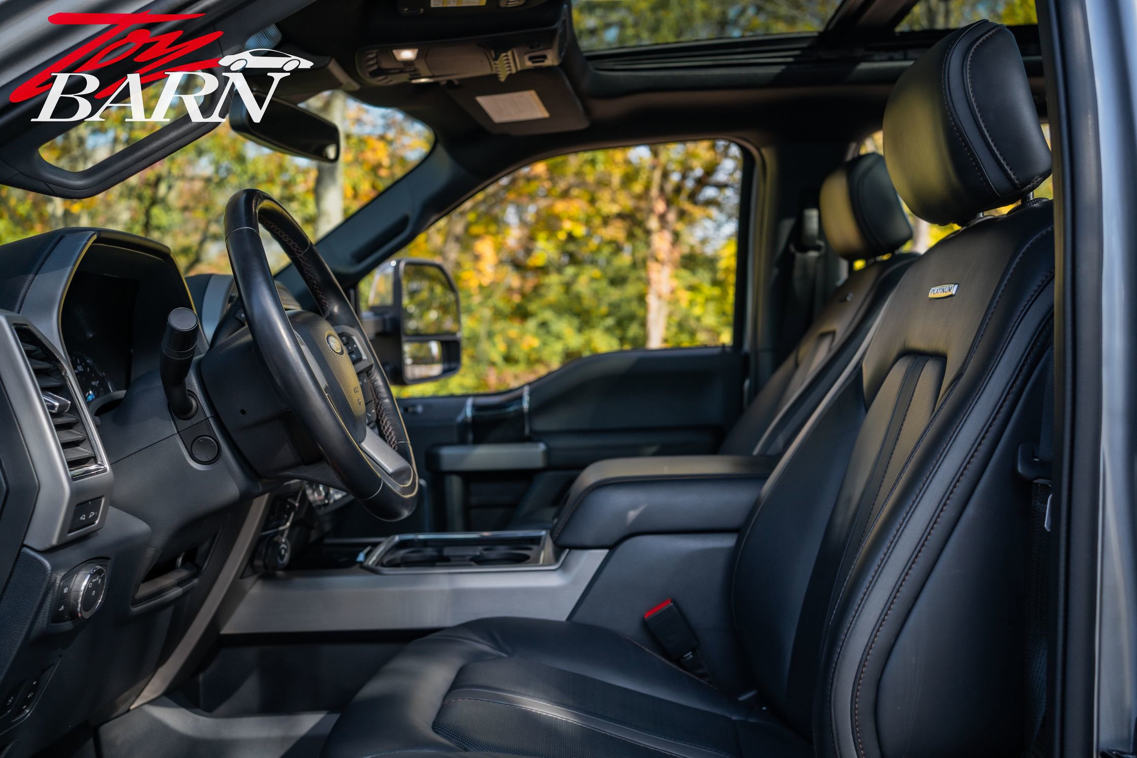 Used 2022 Ford F350 Platinum image 25