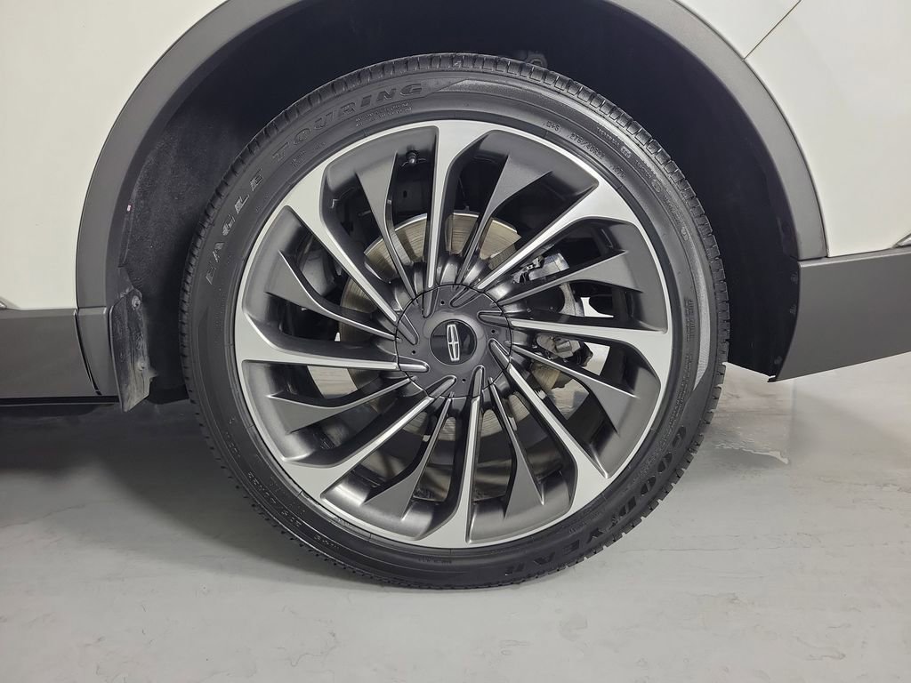 Used 2021 Lincoln Aviator Reserve w/ Equipment Group 202A AWD/4WD image 8