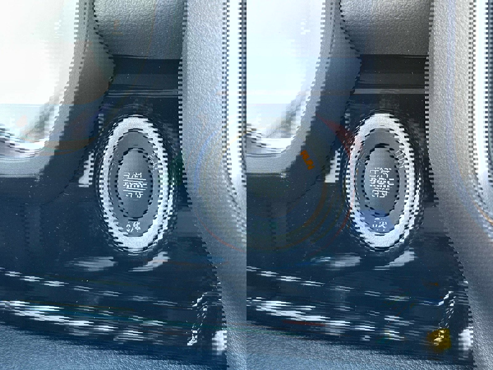 New 2026 RAM 1500 Laramie w/ Night Edition image 28