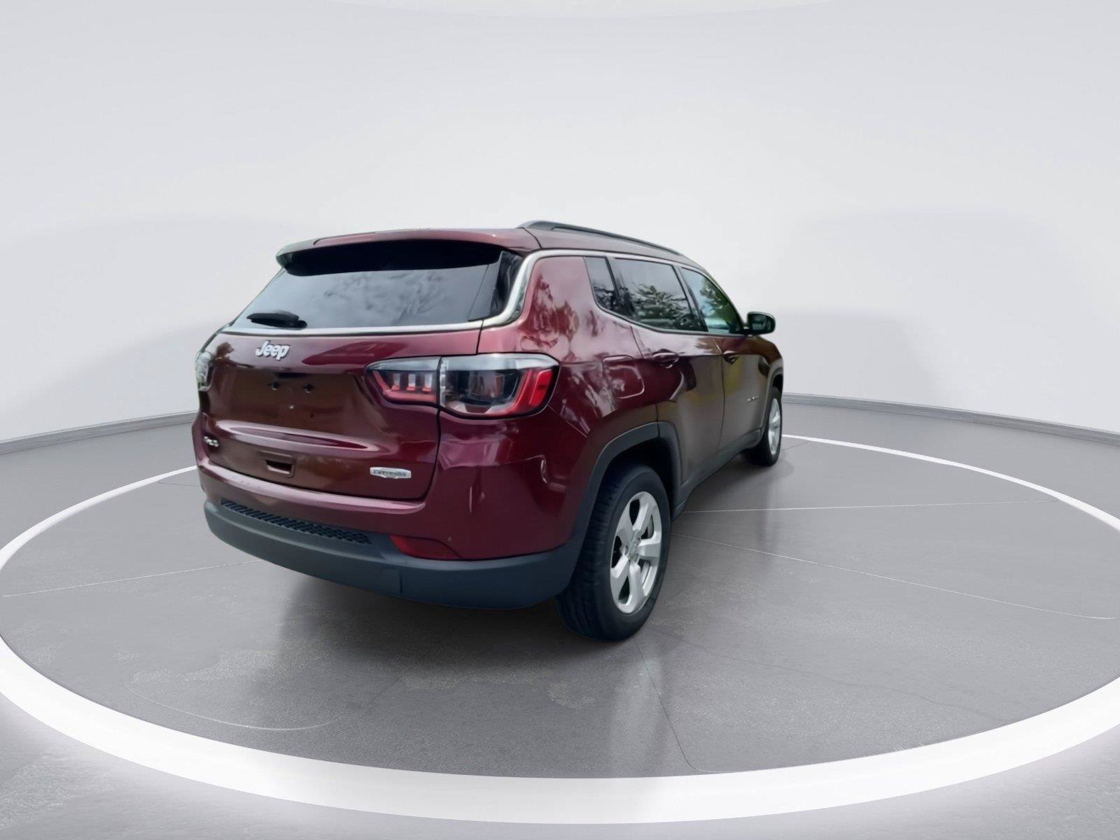 Used 2021 Jeep Compass Latitude AWD/4WD image 8