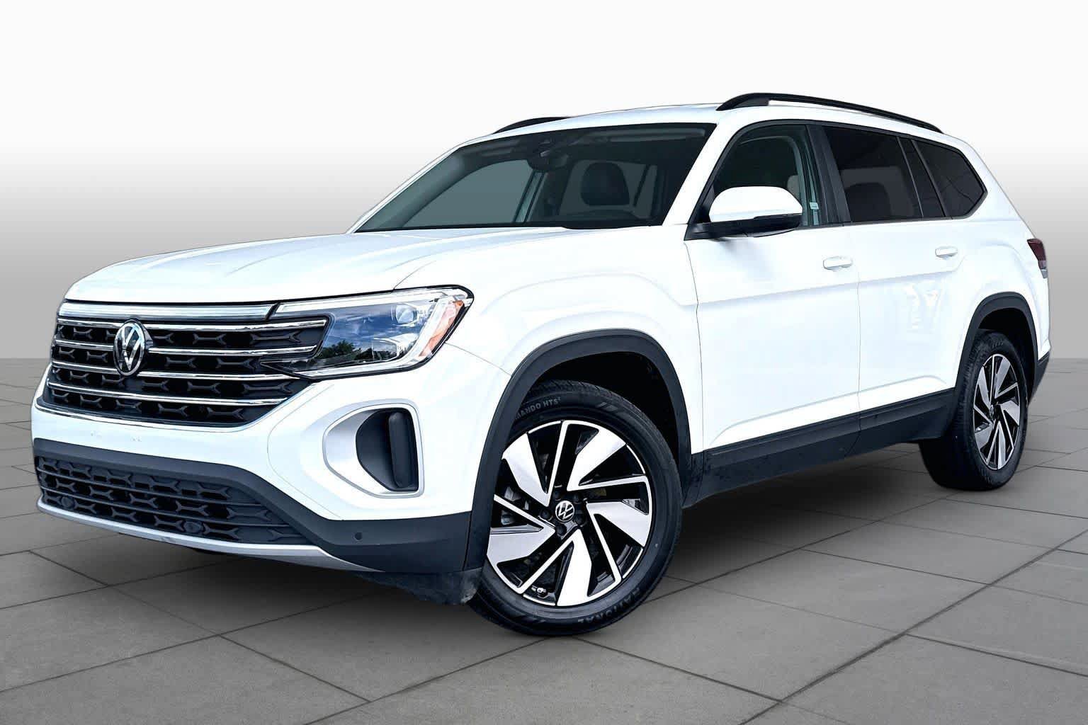 Used 2025 Volkswagen Atlas SE