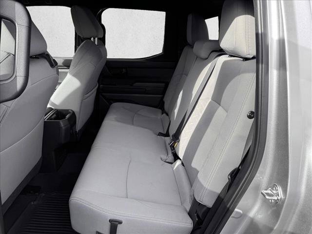 Certified 2025 Toyota Tacoma SR5 AWD/4WD image 17