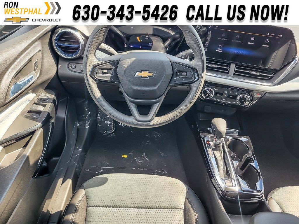 New 2026 Chevrolet Trax LT image 7