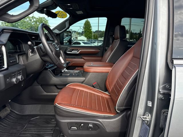 Used 2024 GMC Sierra 3500 Denali Ultimate AWD/4WD image 14