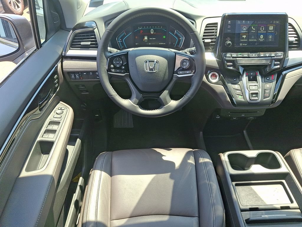 Used 2024 Honda Odyssey Touring image 11