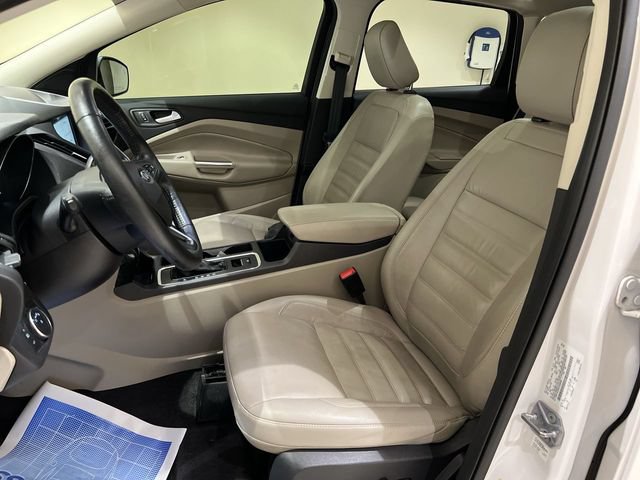 Used 2019 Ford Escape Titanium FWD image 19