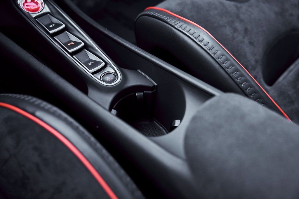 Used 2023 McLaren Artura RWD image 63