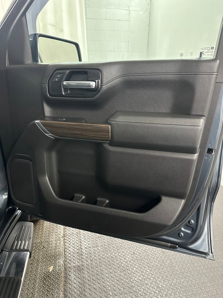 Used 2019 Chevrolet Silverado 1500 LT w/ All-Star Edition image 32