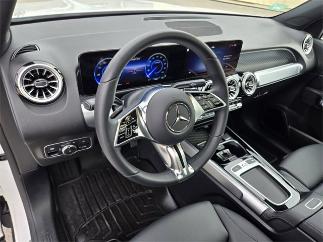 Used 2024 Mercedes-Benz EQB 300 300 image 19