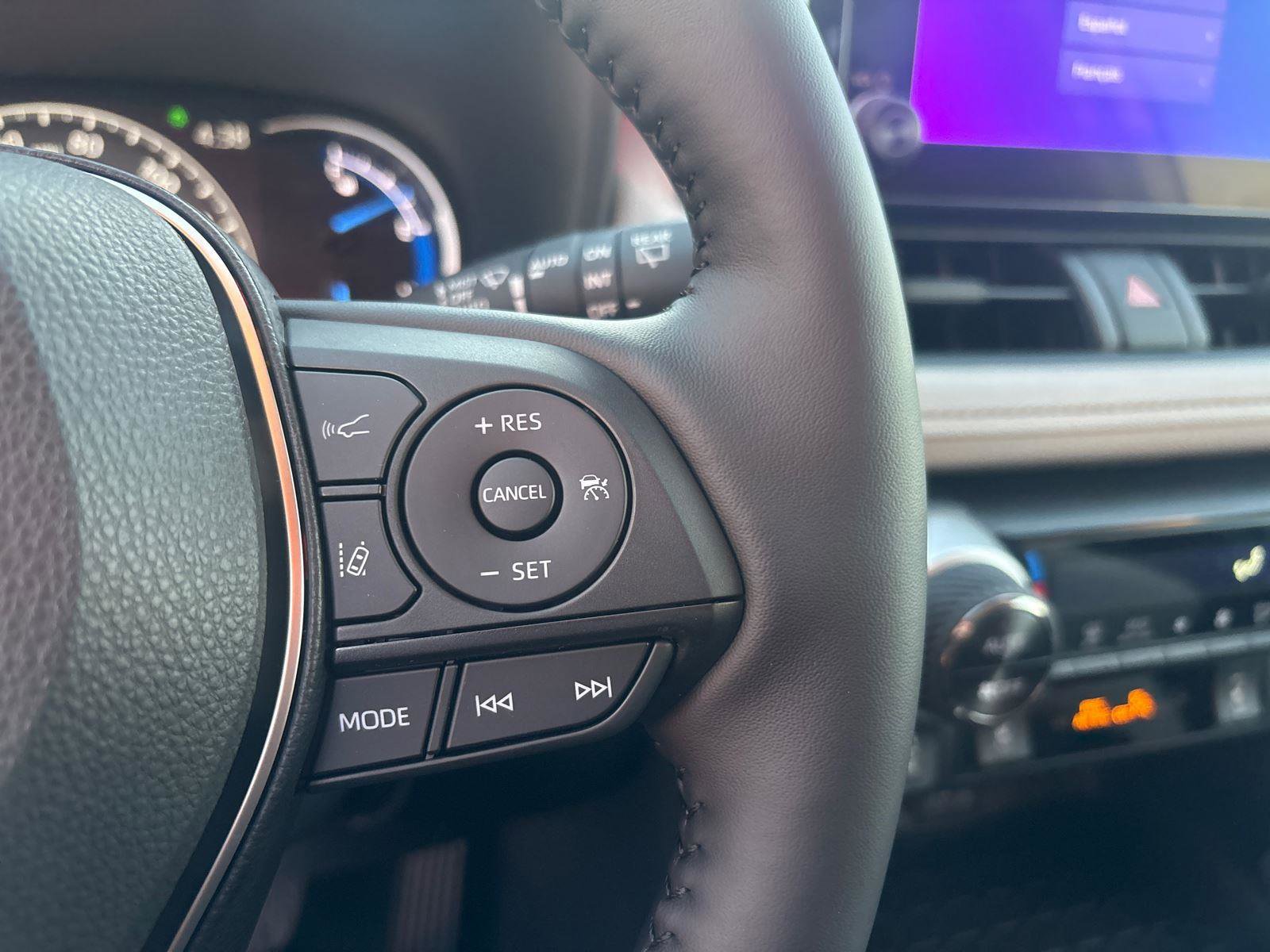 Used 2025 Toyota RAV4 XLE image 22