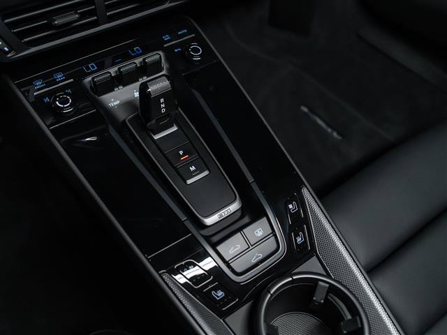 Certified 2026 Porsche 911 Carrera RWD image 25