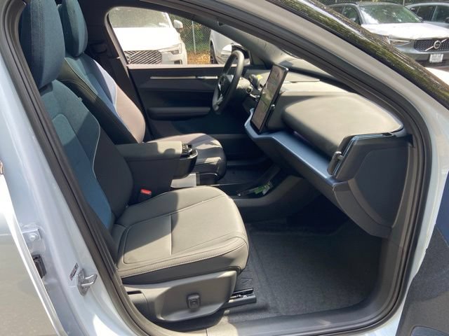 New 2026 Volvo EX30 Plus w/ Protection Package Premier AWD/4WD image 16