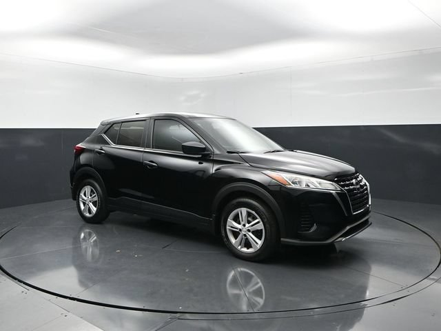 Used 2025 Nissan Kicks Play S w/ Interior Electronics Package