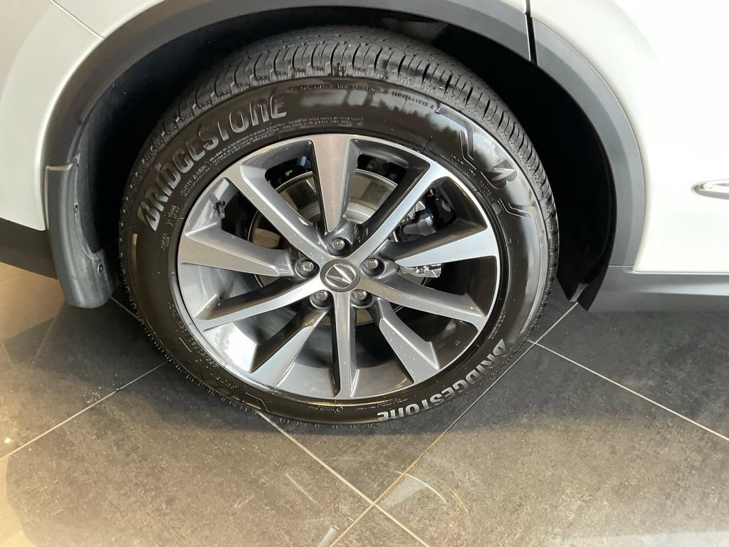 Certified 2026 Acura MDX w/ Technology Package AWD/4WD image 8