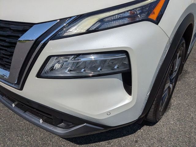 Used 2023 Nissan Rogue SL w/ SL Premium Package image 5