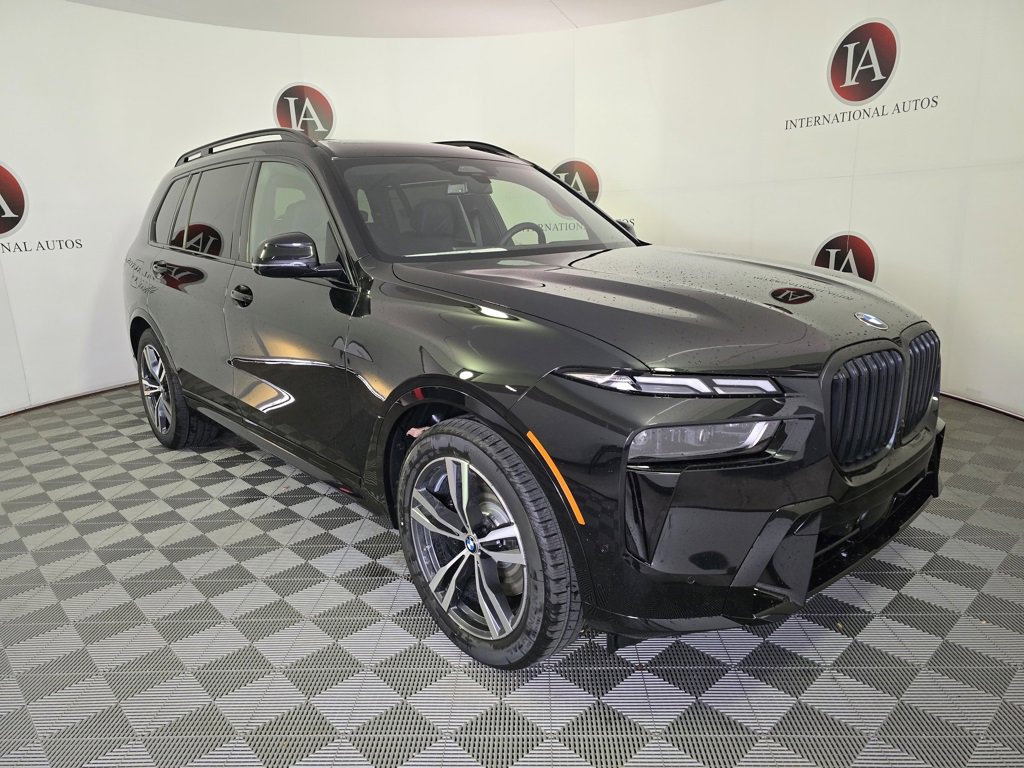 New 2026 BMW X7 xDrive40i w/ M Sport Package