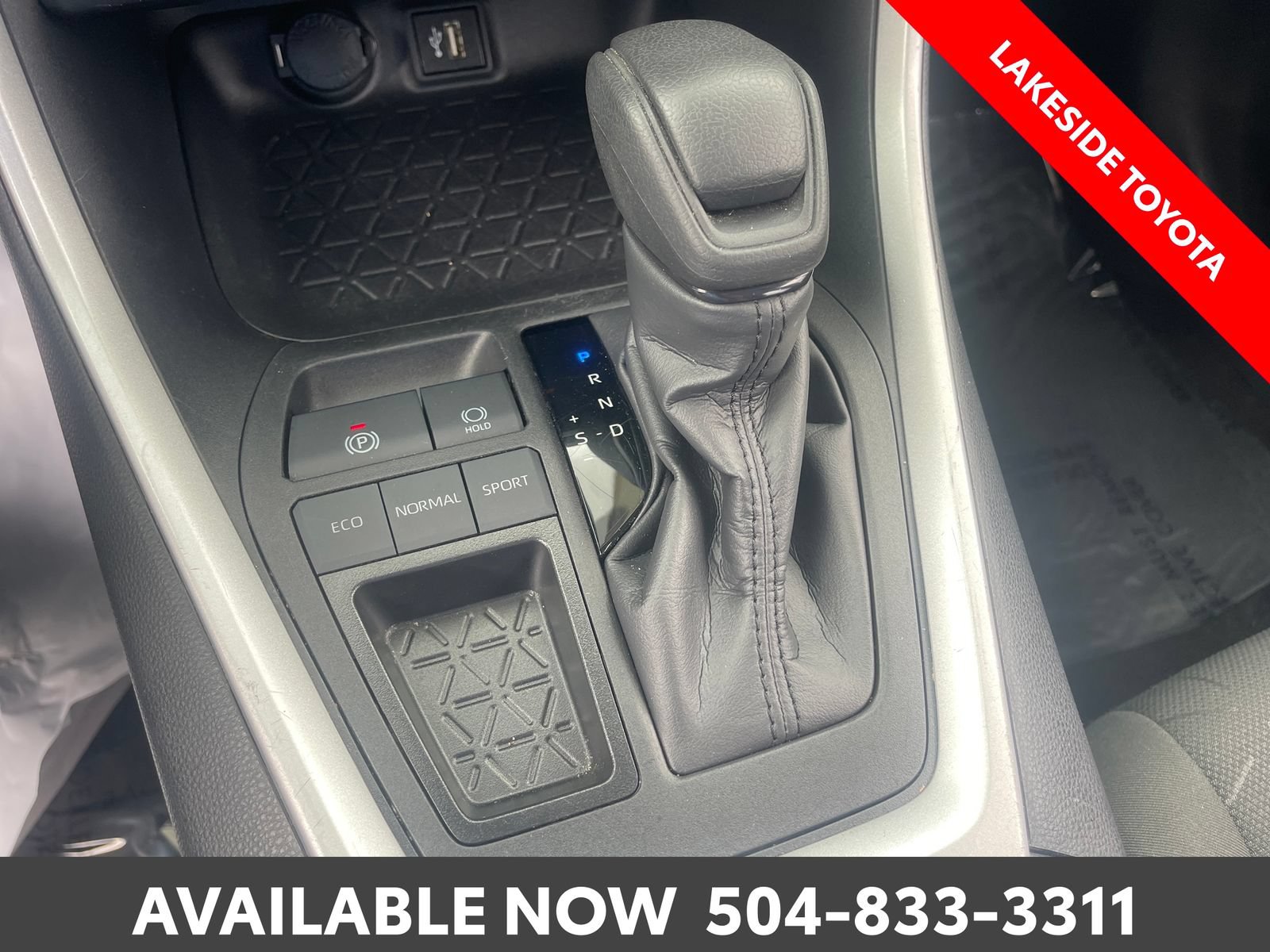 Certified 2024 Toyota RAV4 XLE FWD image 32