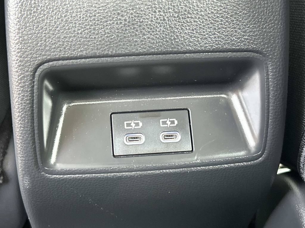 Used 2023 Toyota Corolla LE FWD image 17