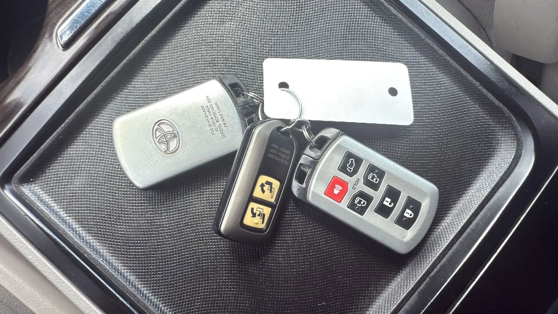 Used 2019 Toyota Sienna XLE image 44