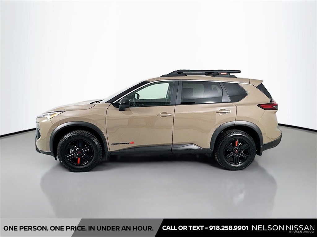 Certified 2025 Nissan Rogue SV image 8