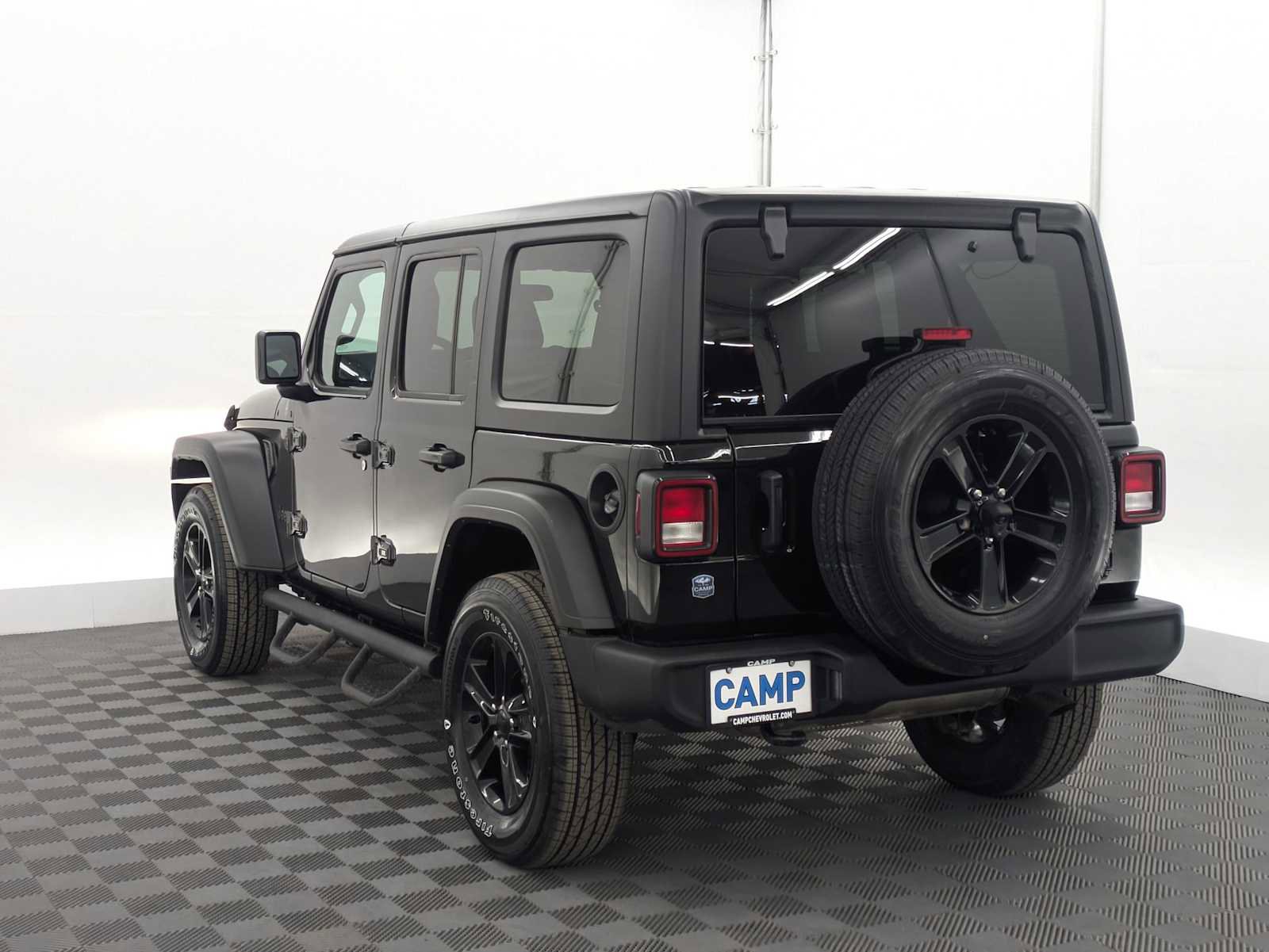 Used 2022 Jeep Wrangler Unlimited Sport image 4