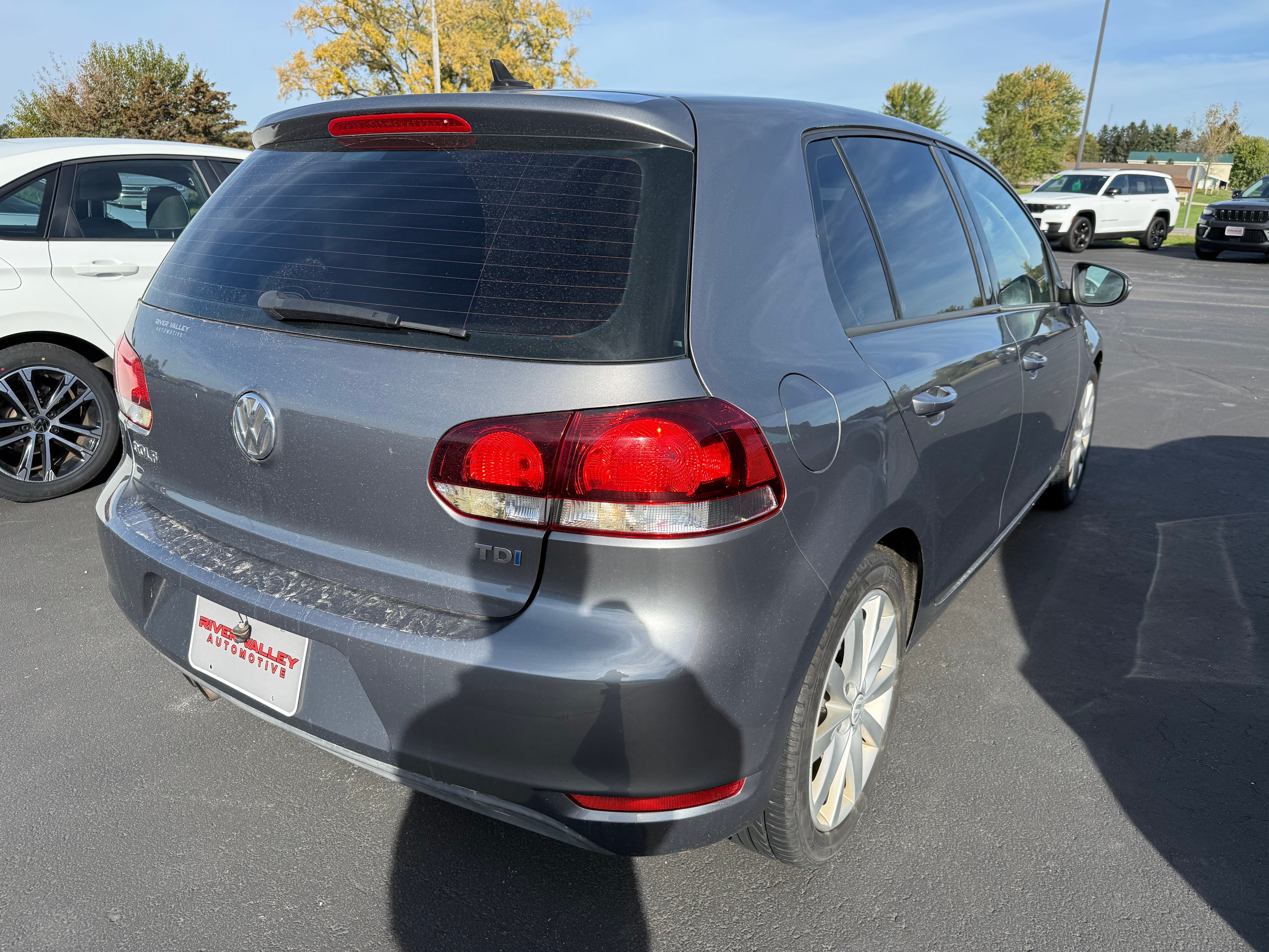 Used 2011 Volkswagen Golf TDI w/ Navigation Pkg FWD image 3