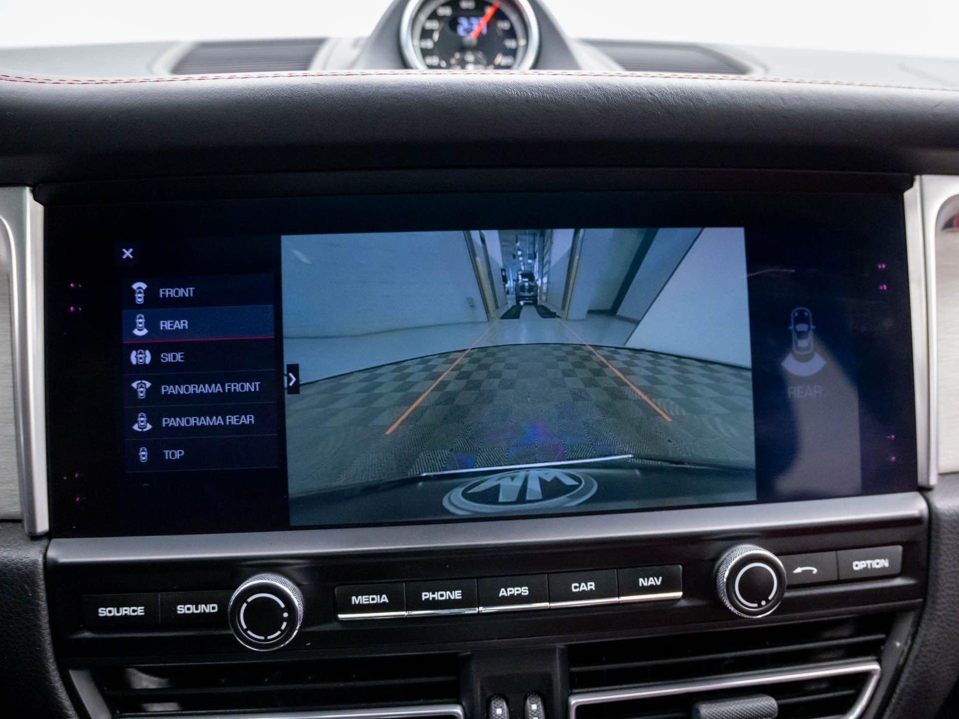 Certified 2021 Porsche Macan Turbo image 26