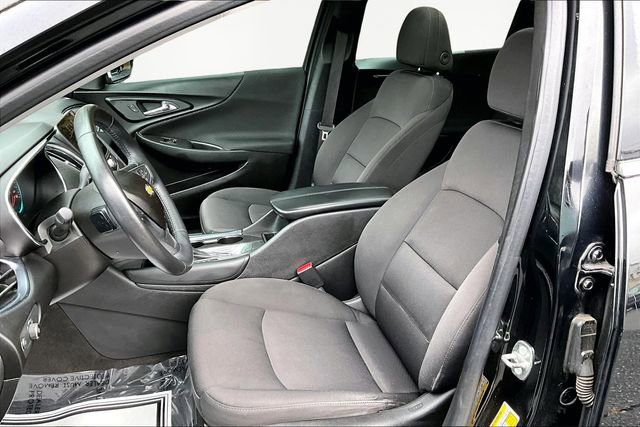 Used 2018 Chevrolet Malibu LT image 15