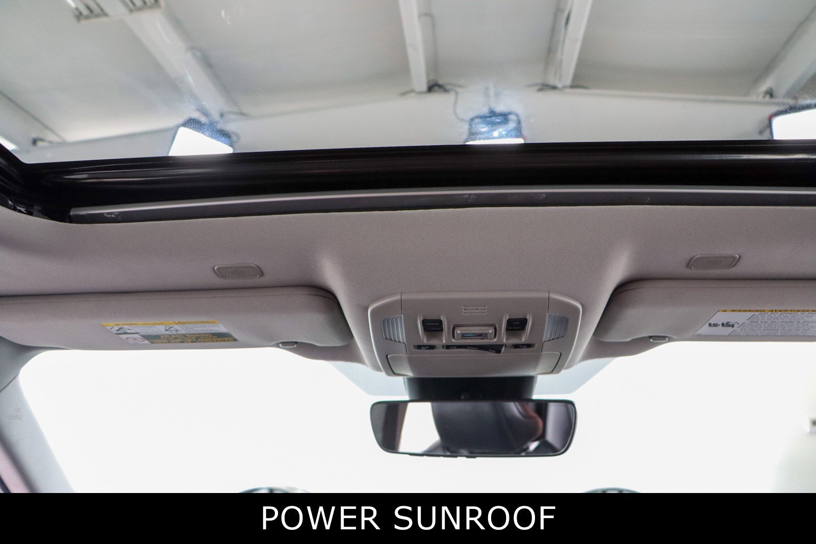 Used 2023 Toyota Highlander Limited image 21