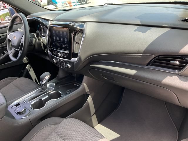Used 2023 Chevrolet Traverse LT FWD image 22
