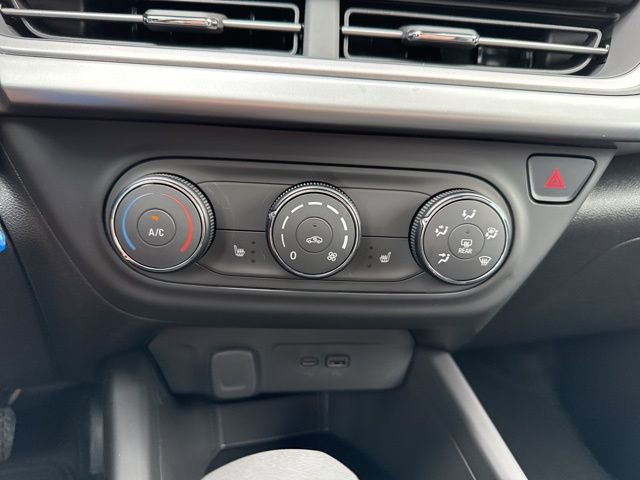 New 2026 Chevrolet Trax LS image 12